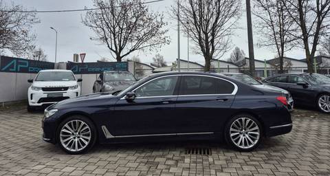 2016 BMW Serija 7 — sličica 4
