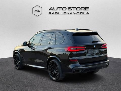 2021 BMW X5 M Sport — sličica 5