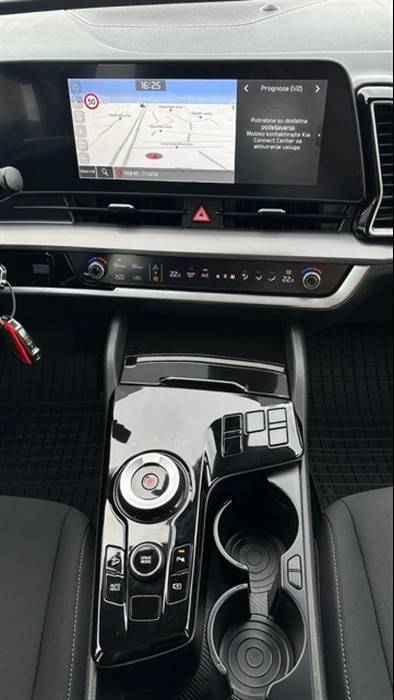2022 Kia Sportage — sličica 15