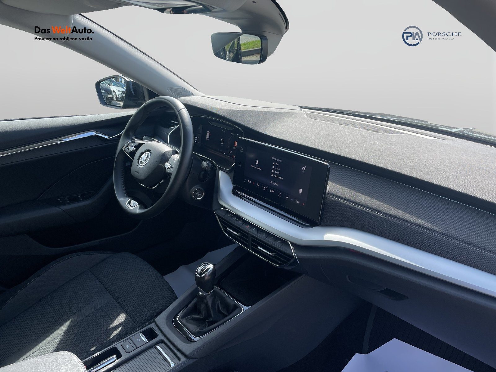 2020 Škoda Octavia Combi — fotografija 13