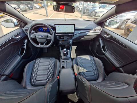 2022 Ford Focus — sličica 12