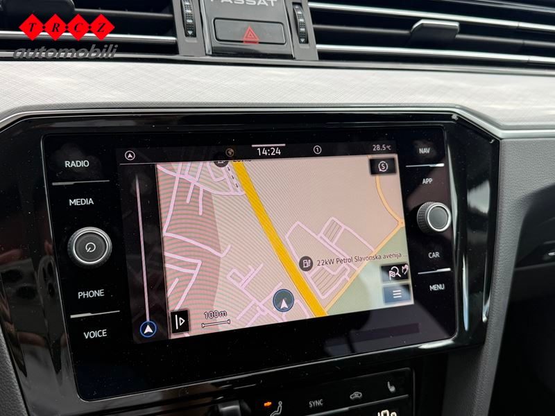 2021 Volkswagen Passat — fotografija 10