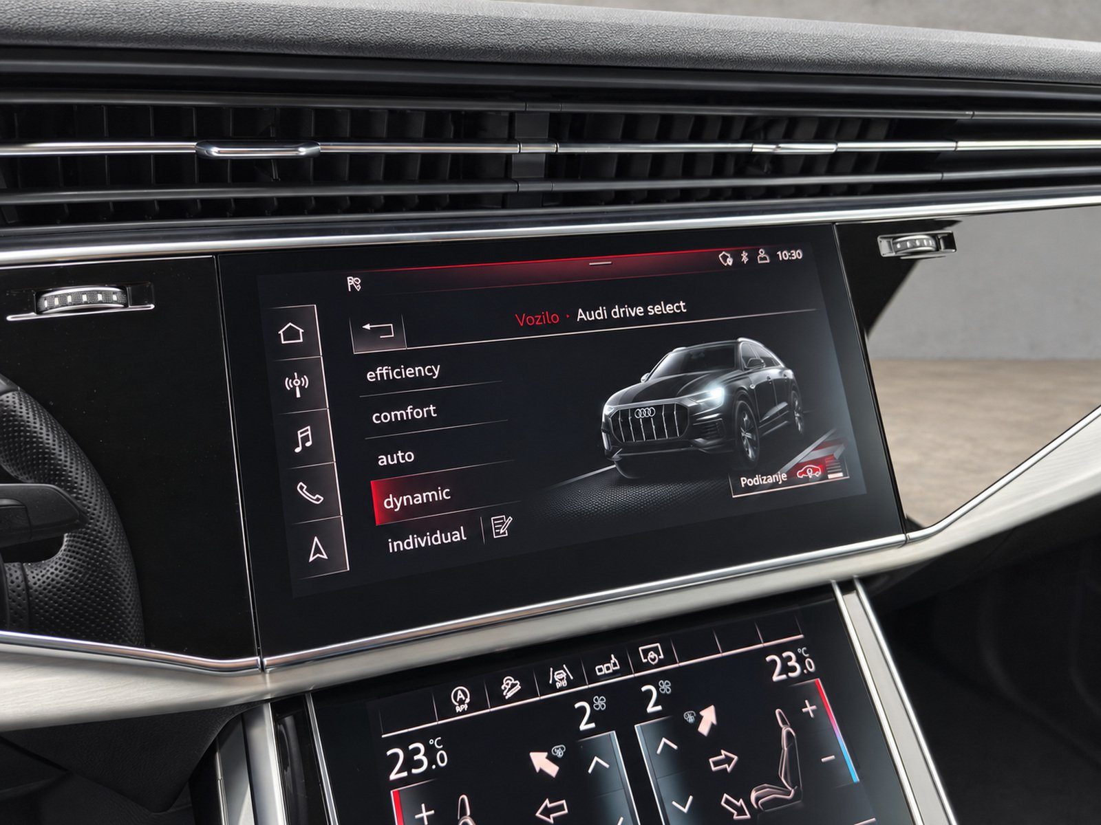 2019 Audi Q8 S line — fotografija 24
