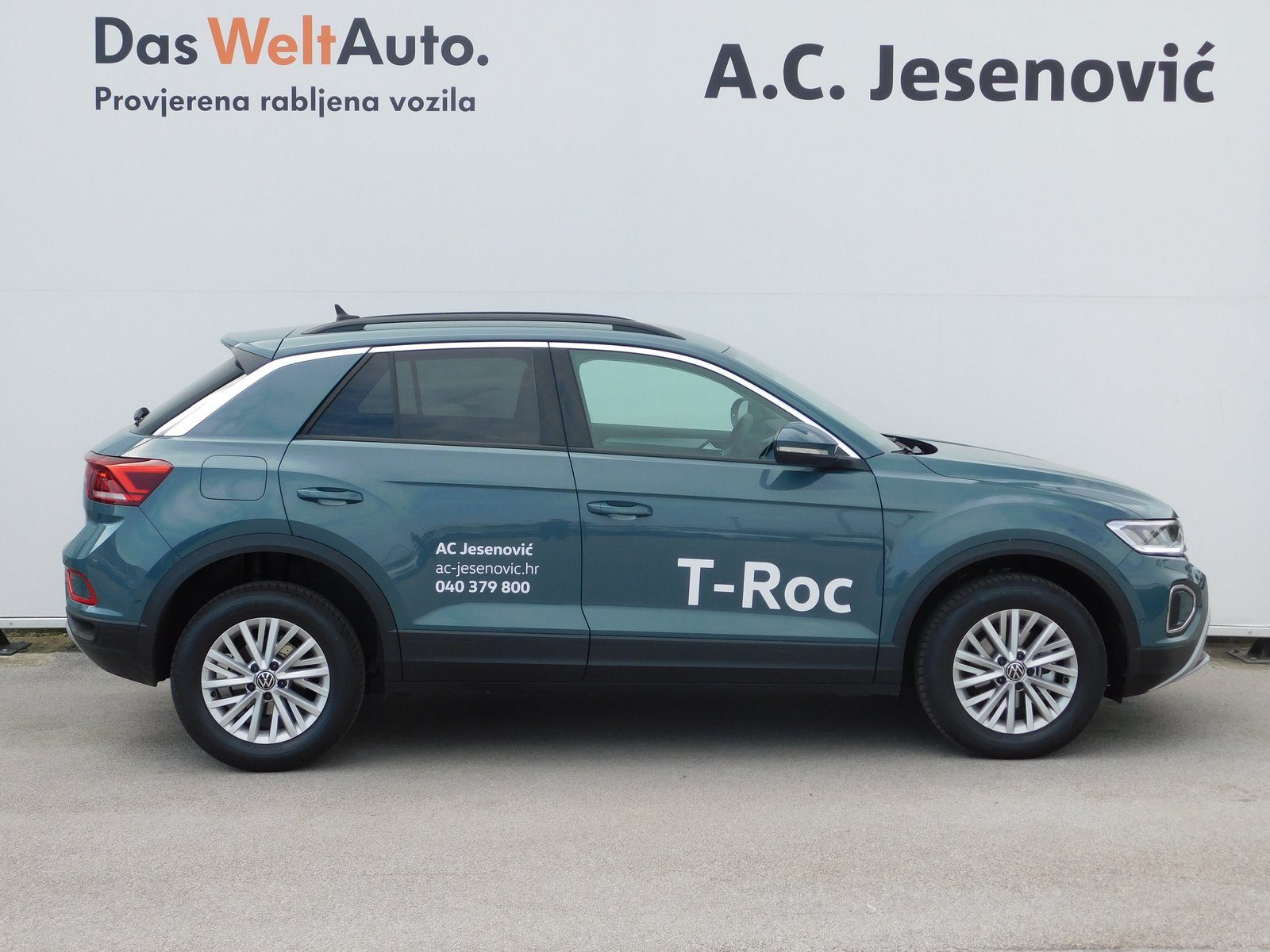 2023 Volkswagen T-Roc — fotografija 4