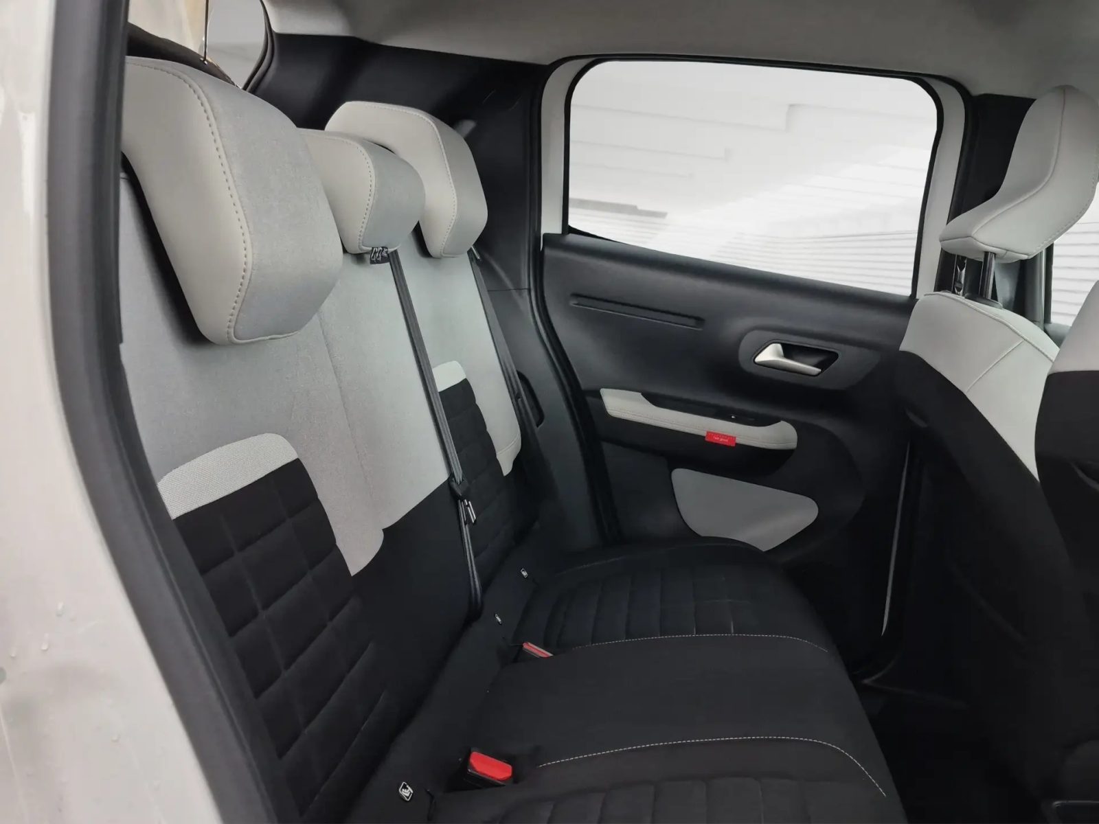 2025 Citroën C3 — fotografija 11