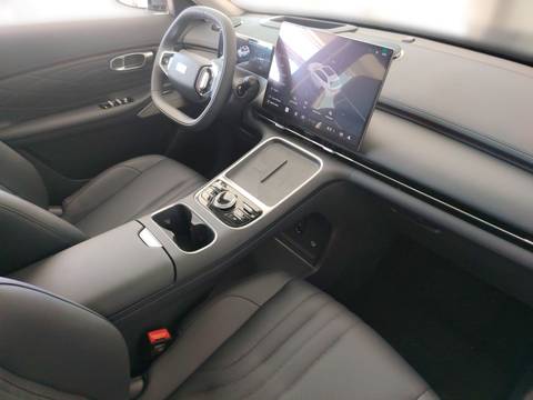 2026 Geely Starray EM-i — sličica 19