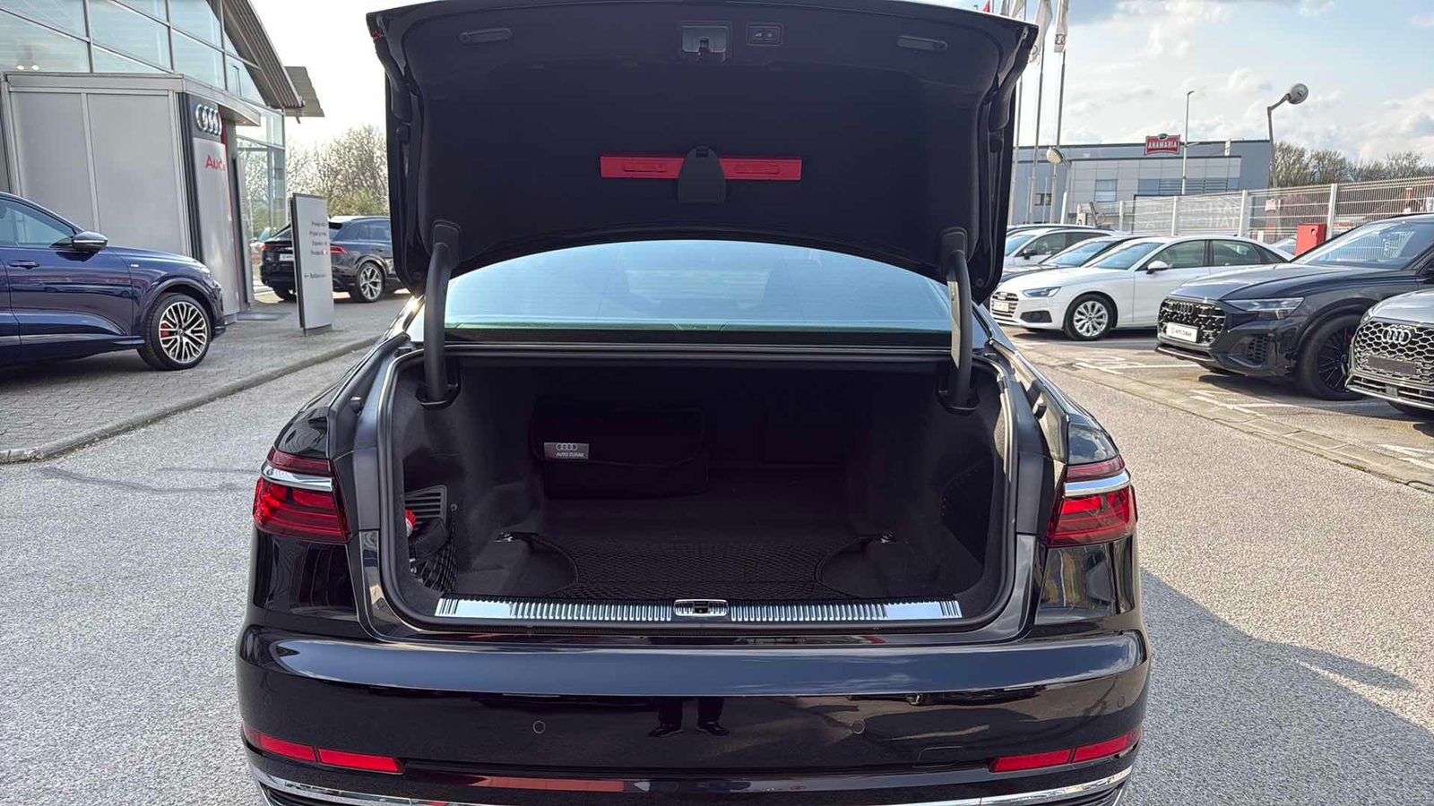 2024 Audi A8 — fotografija 12