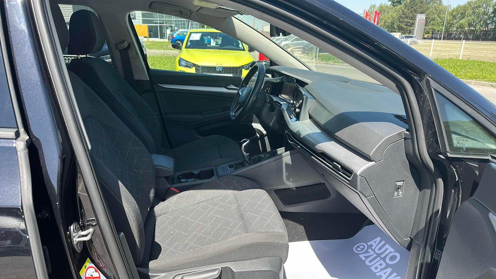 2023 Volkswagen Golf — fotografija 9