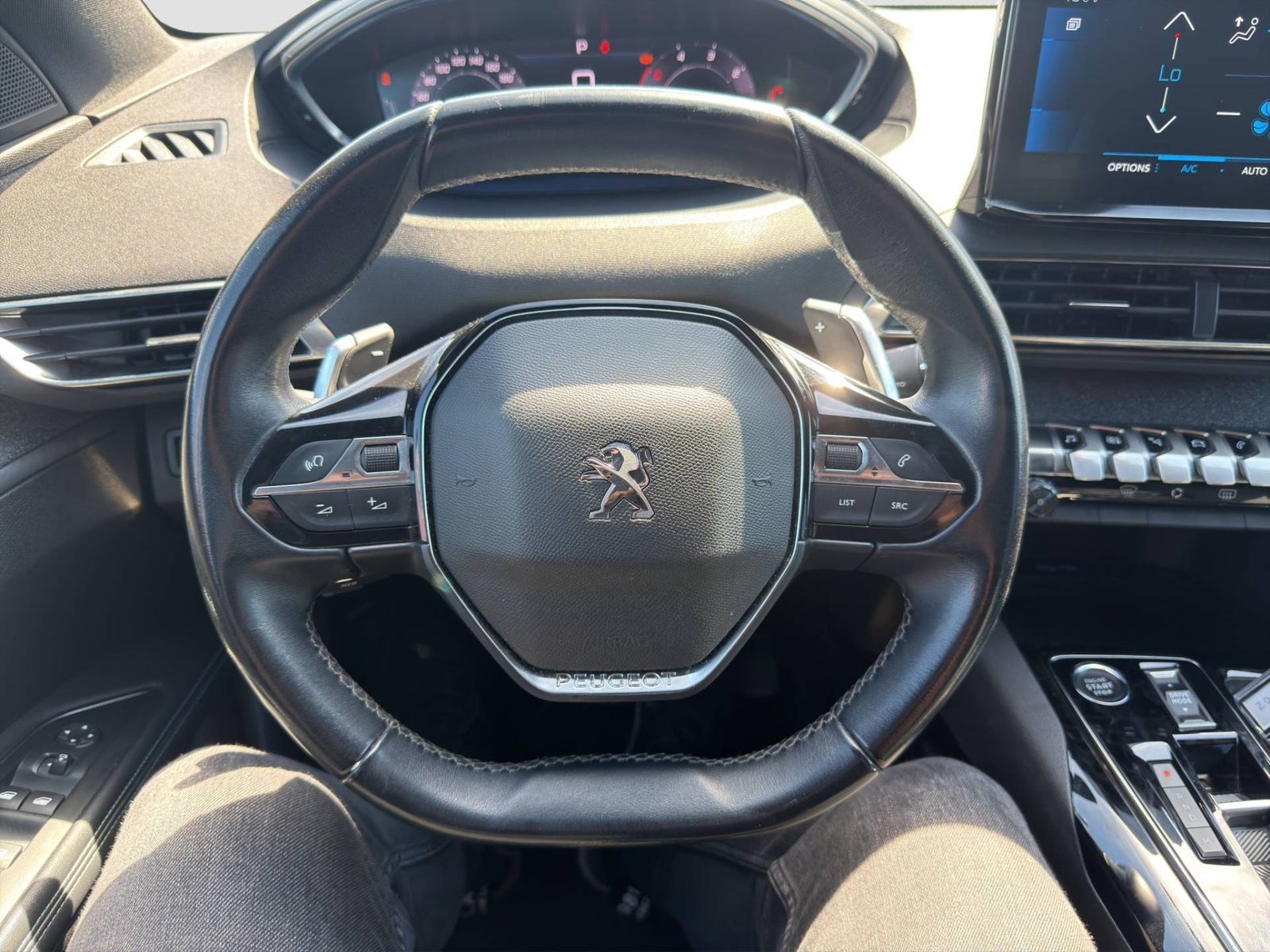 2023 Peugeot 3008 — fotografija 14