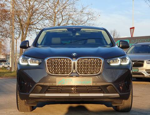2022 BMW X4