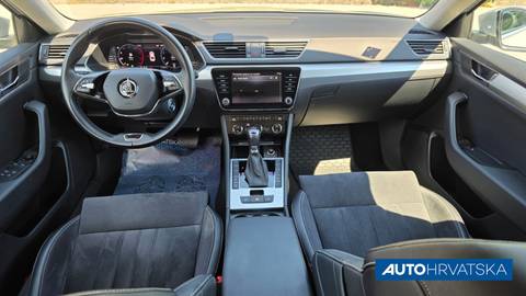 2021 Škoda Superb — sličica 24