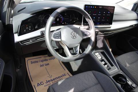 2026 Volkswagen Golf — sličica 9