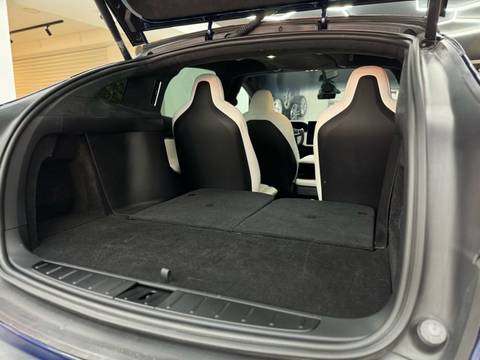 2022 Tesla Model X — sličica 16