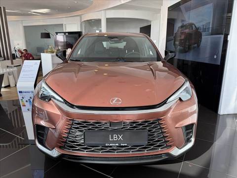 2036 Lexus LBX — sličica 2