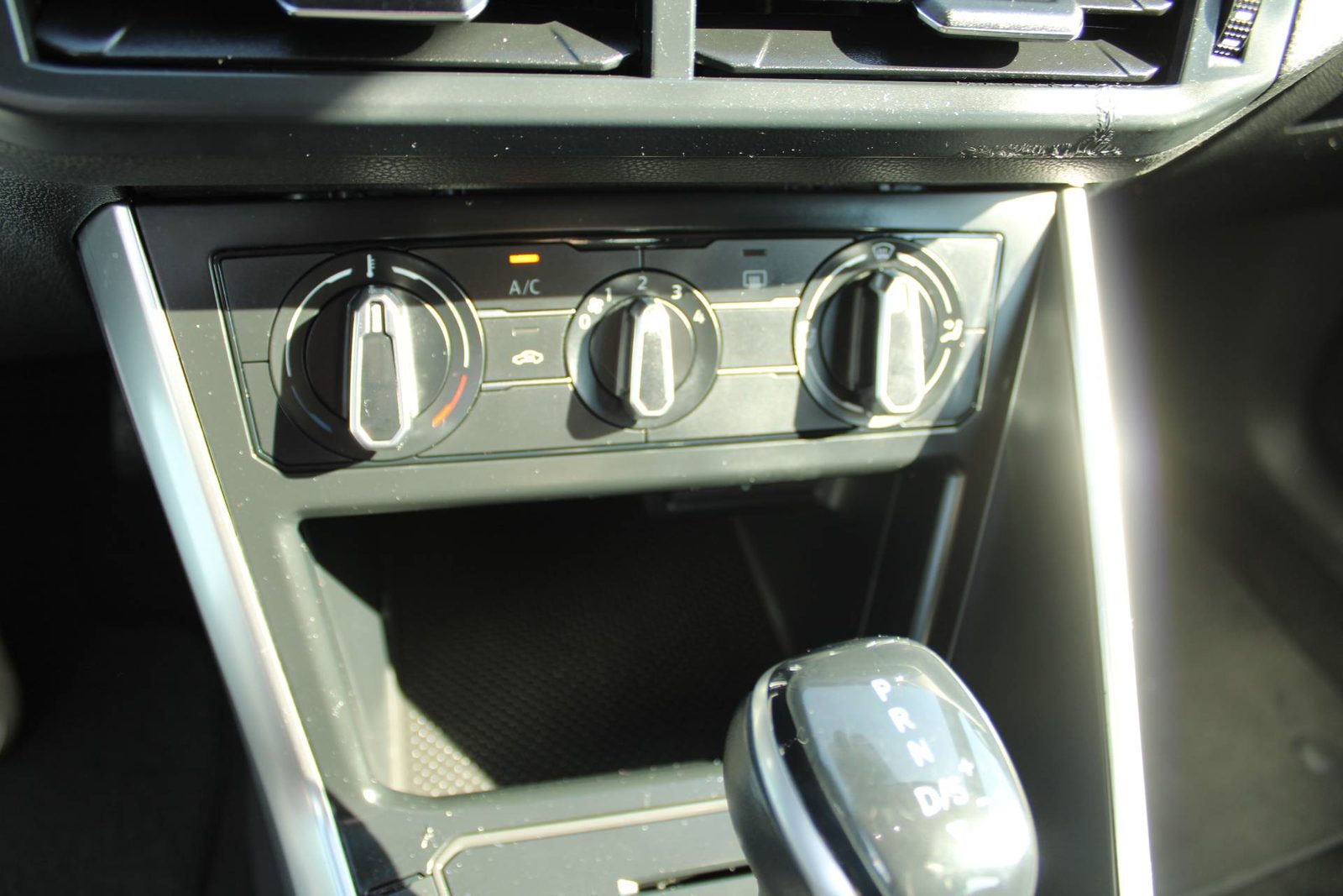 2023 Volkswagen Taigo — fotografija 16