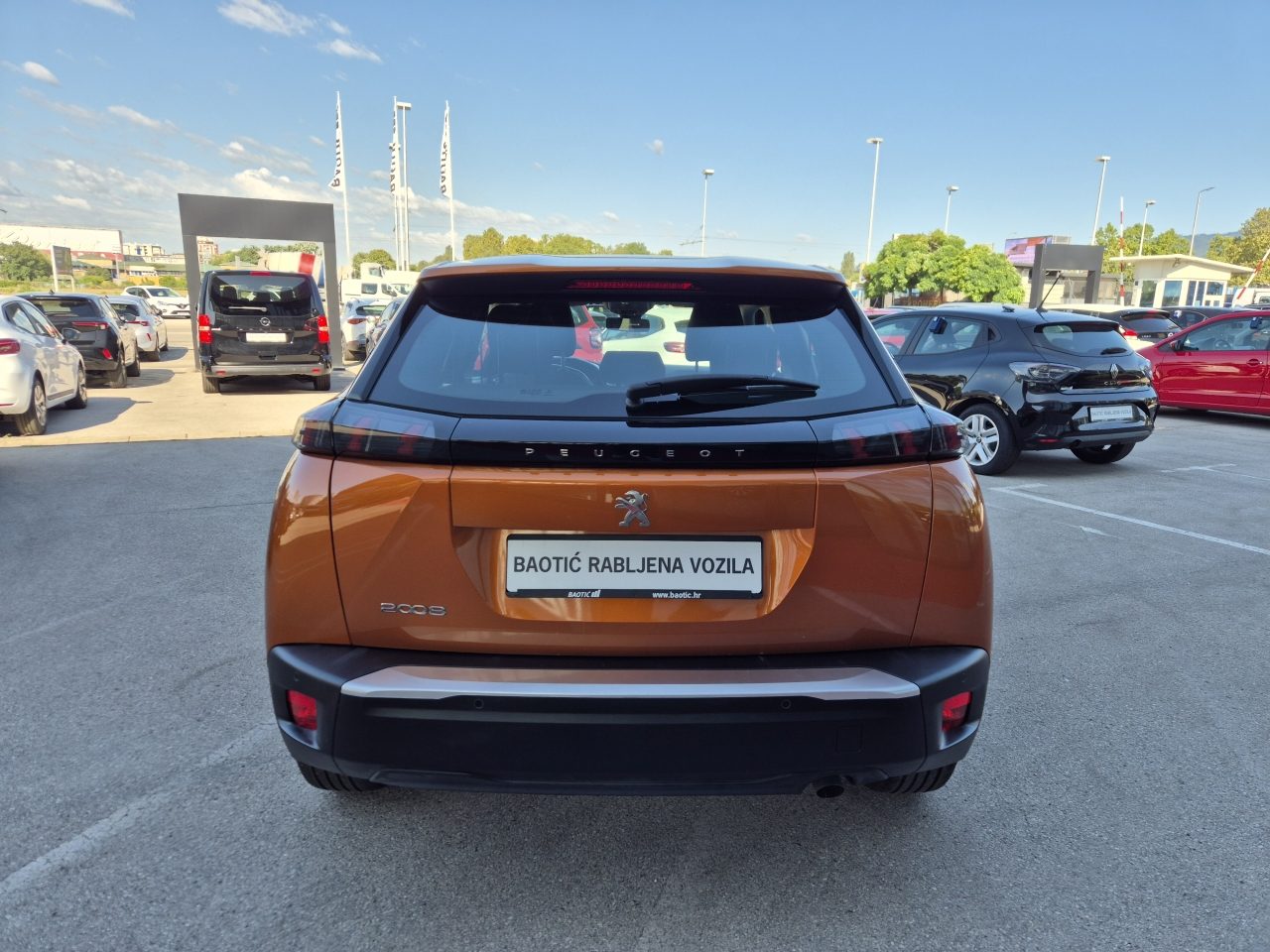 2022 Peugeot 2008 — fotografija 6