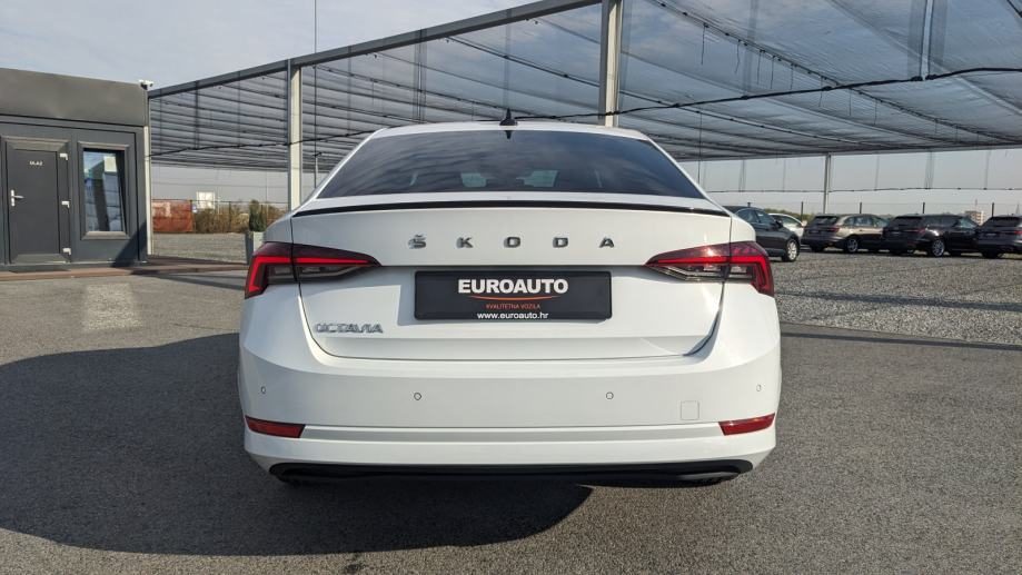 2021 Škoda Octavia — fotografija 7