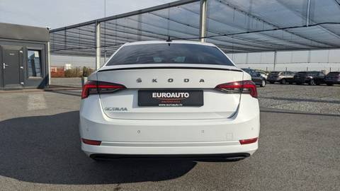 2021 Škoda Octavia — sličica 7