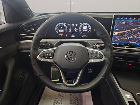 2026 Volkswagen Passat R-Line — sličica 13