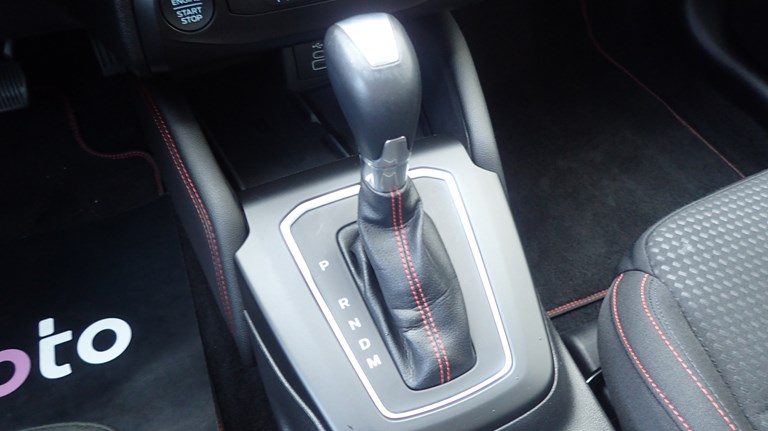 2022 Ford Focus — fotografija 16