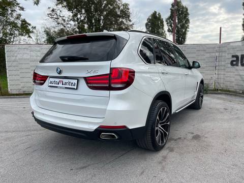 2017 BMW X5 — sličica 15