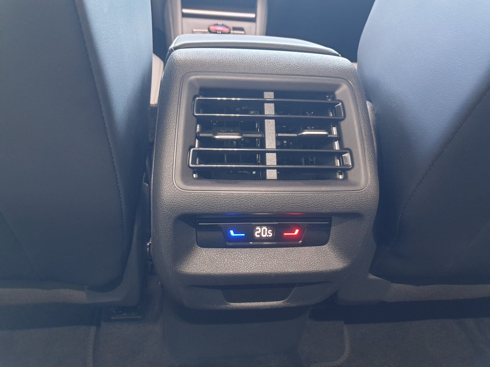 2025 Volkswagen Tayron — fotografija 10