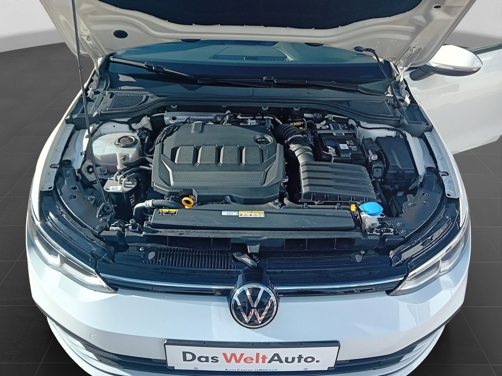 2023 Volkswagen Golf Variant — fotografija 13