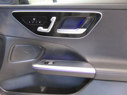 2025 Mercedes-Benz C-klasa — sličica 11