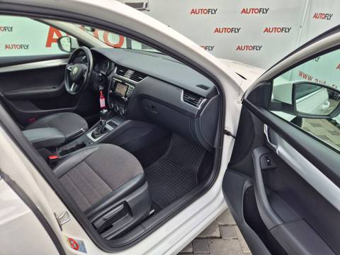 2014 Škoda Octavia — sličica 13