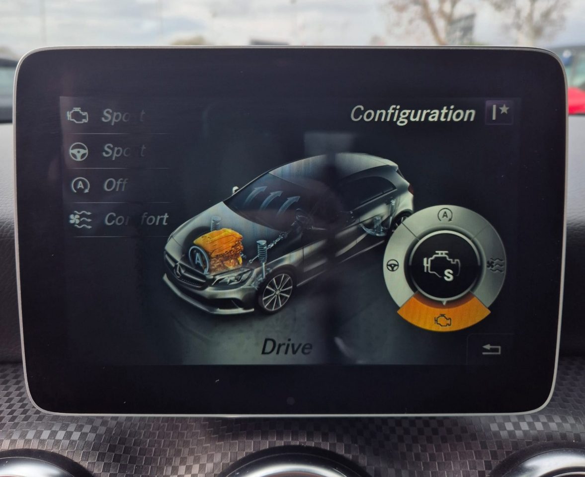 2017 Mercedes-Benz A-klasa — fotografija 11