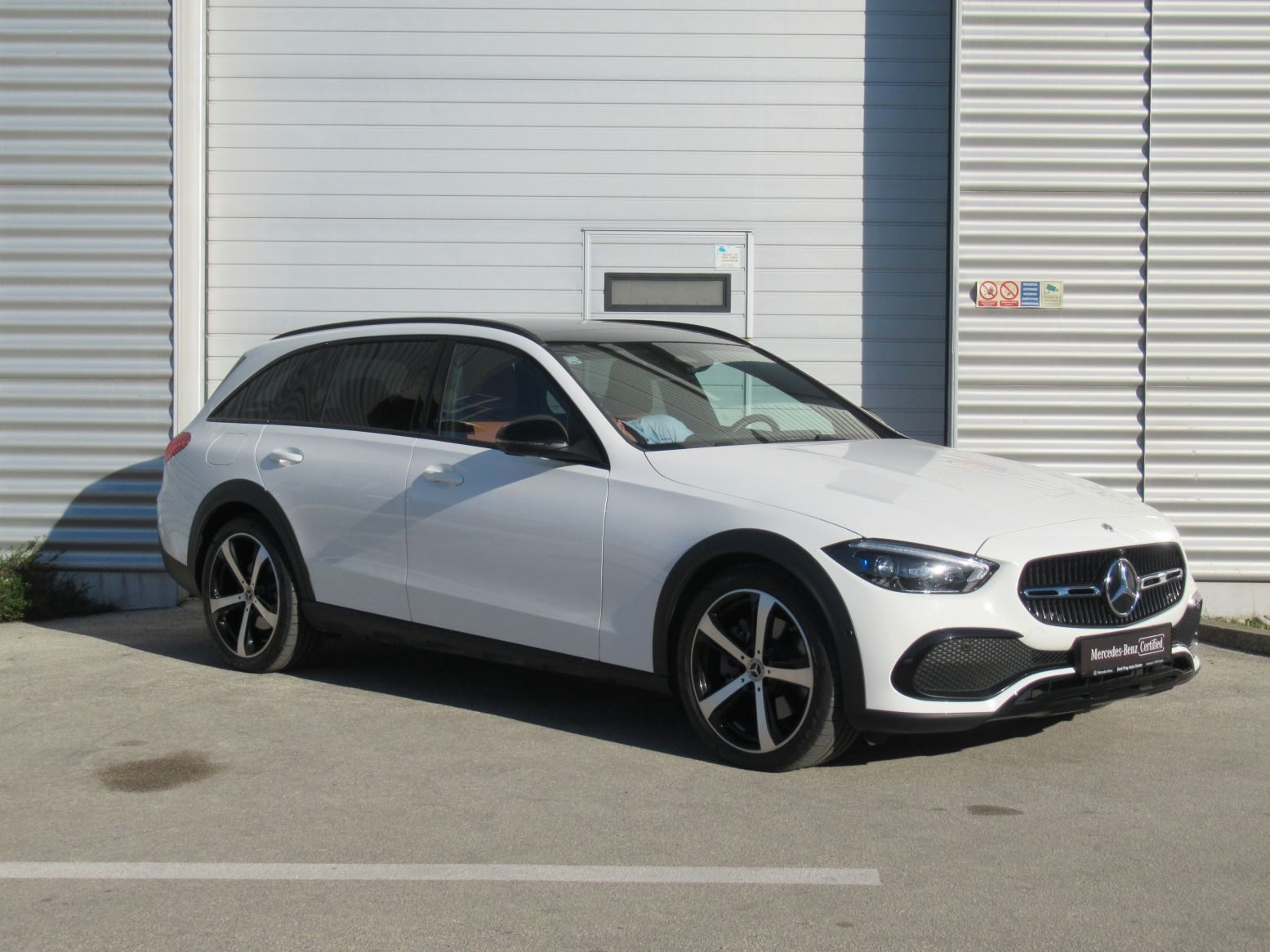 2026 Mercedes-Benz C-klasa Avantgarde — fotografija 4