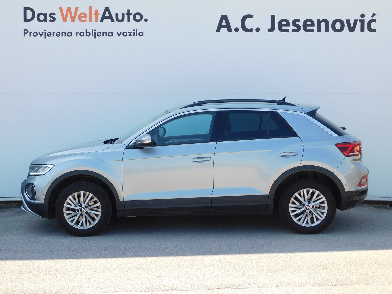 2024 Volkswagen T-Roc — fotografija 10