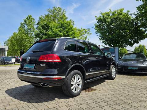 2016 Volkswagen Touareg — sličica 8