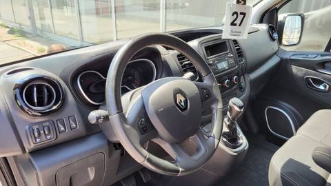 2021 Renault Trafic — sličica 5