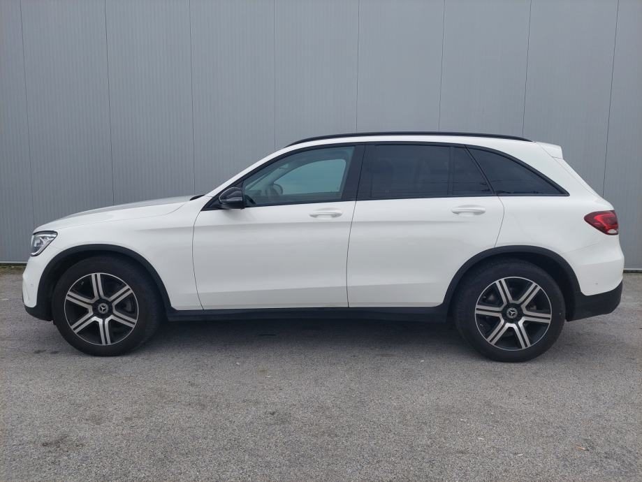 2021 Mercedes-Benz GLC — fotografija 4