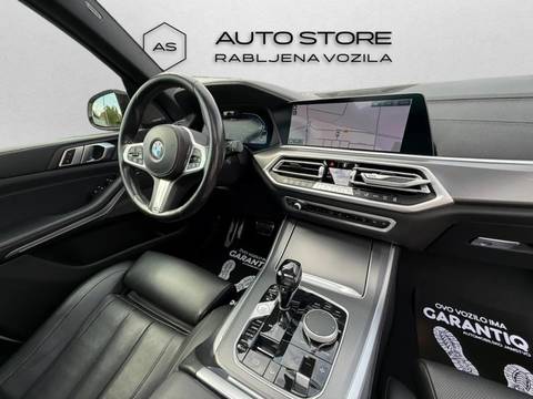 2021 BMW X5 M Sport — sličica 25