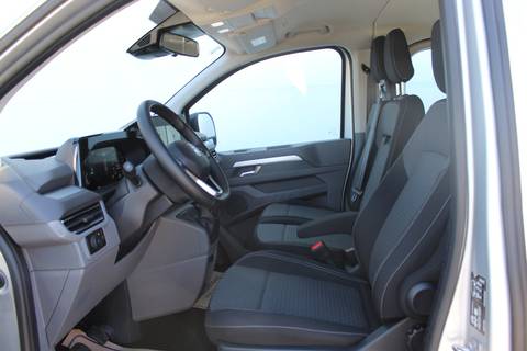 2026 Volkswagen Caravelle — sličica 8