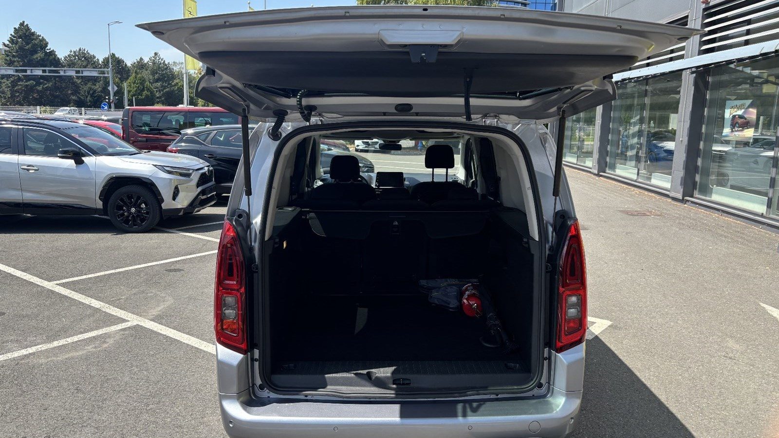2023 Opel Combo-e — fotografija 9