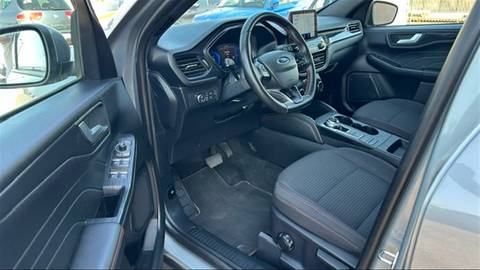 2023 Ford Kuga — sličica 9