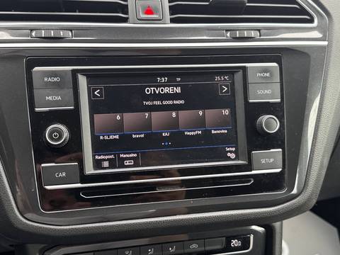 2017 Volkswagen Tiguan — sličica 27