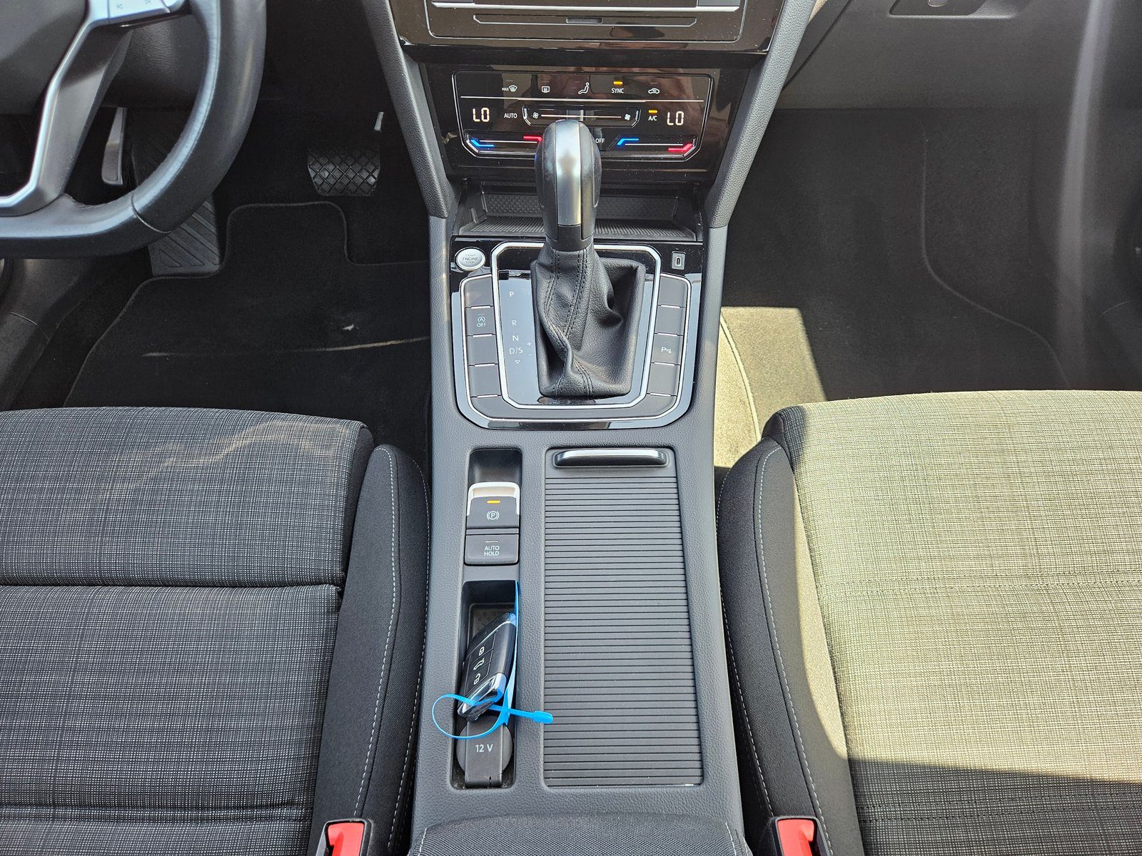 2022 Volkswagen Passat Variant — fotografija 19