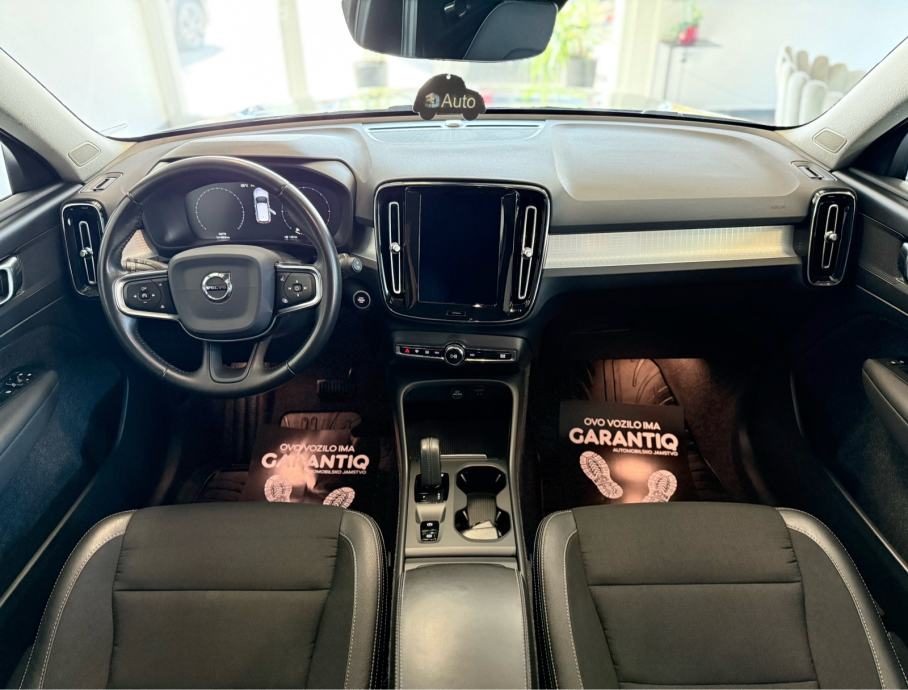 2020 Volvo XC40 — fotografija 15
