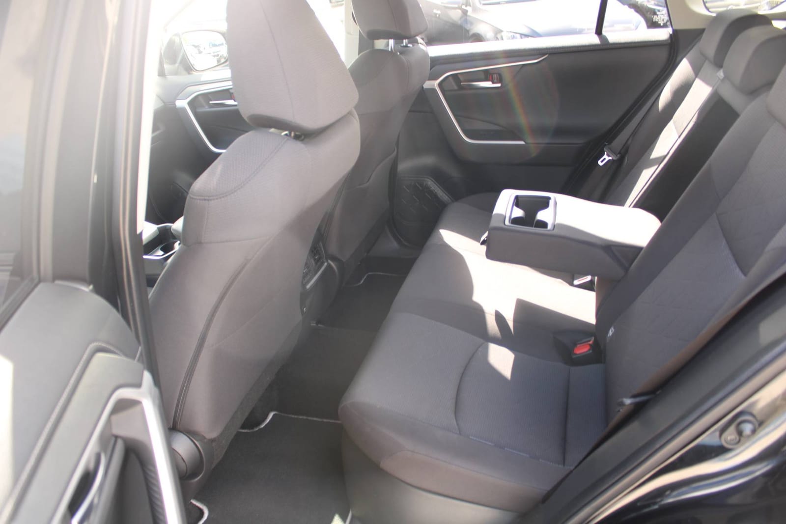 2021 Toyota RAV4 — fotografija 12