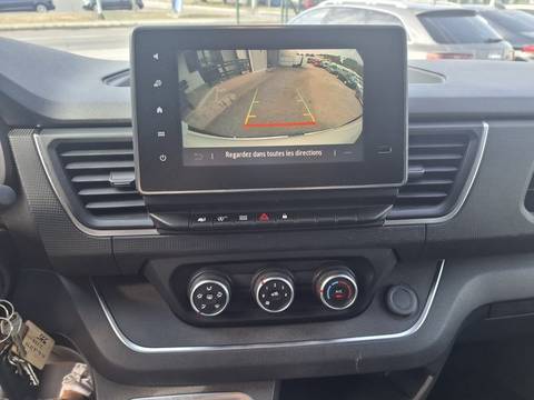 2022 Renault Trafic — sličica 16