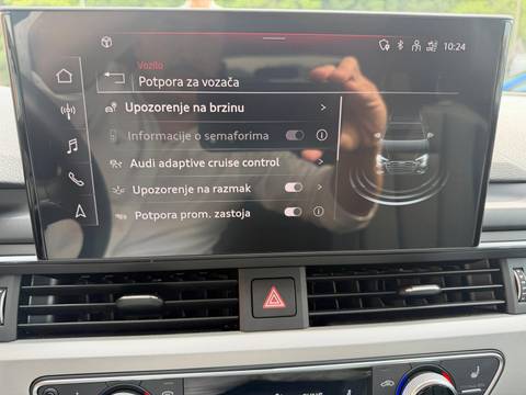 2023 Audi A4 — sličica 19