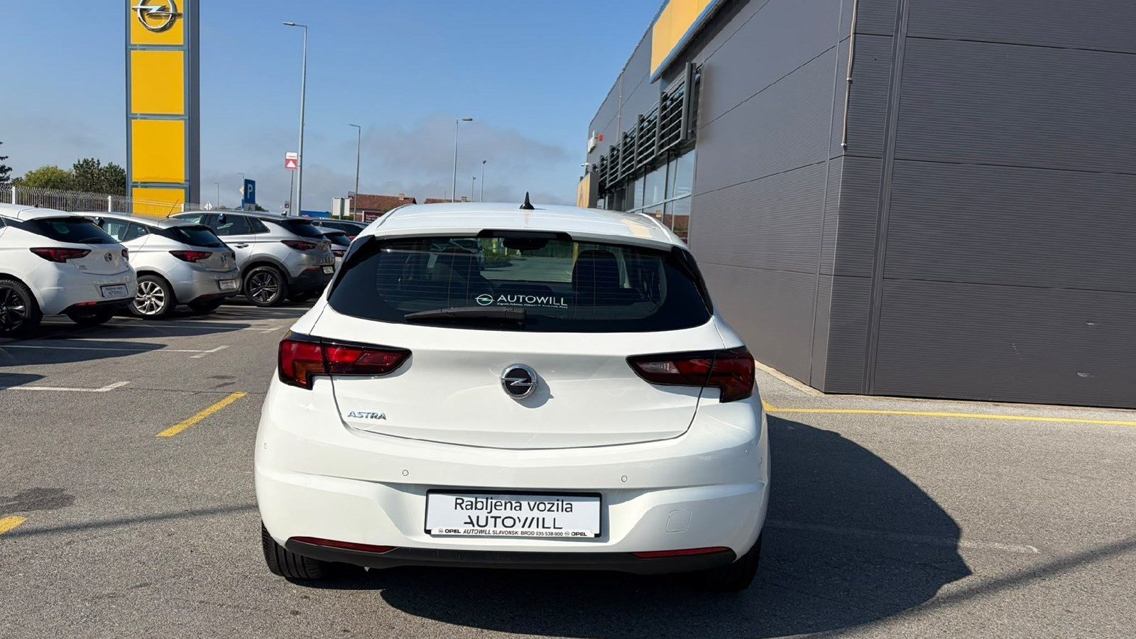 2021 Opel Astra — fotografija 6