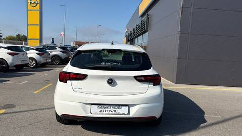 2021 Opel Astra — sličica 6