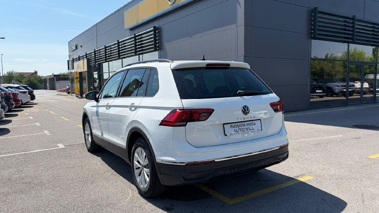 2021 Volkswagen Tiguan — fotografija 5