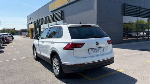 2021 Volkswagen Tiguan — sličica 5