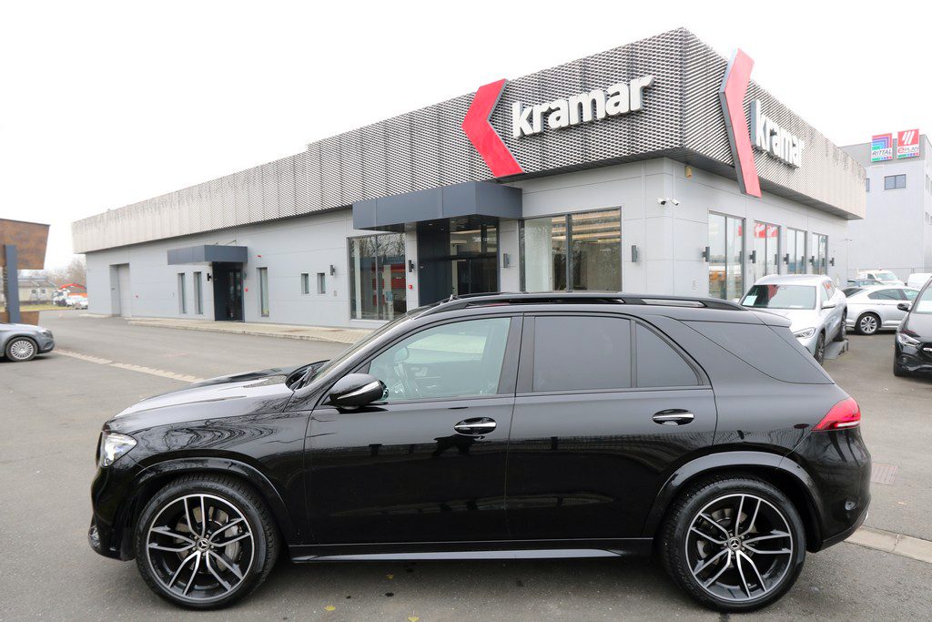 2020 Mercedes-Benz GLE AMG Line — fotografija 3